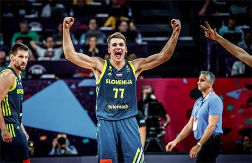 资料：英超联赛2025-2026赛季第15轮积分榜（2025-2026赛季英超第15轮积分排名汇总）