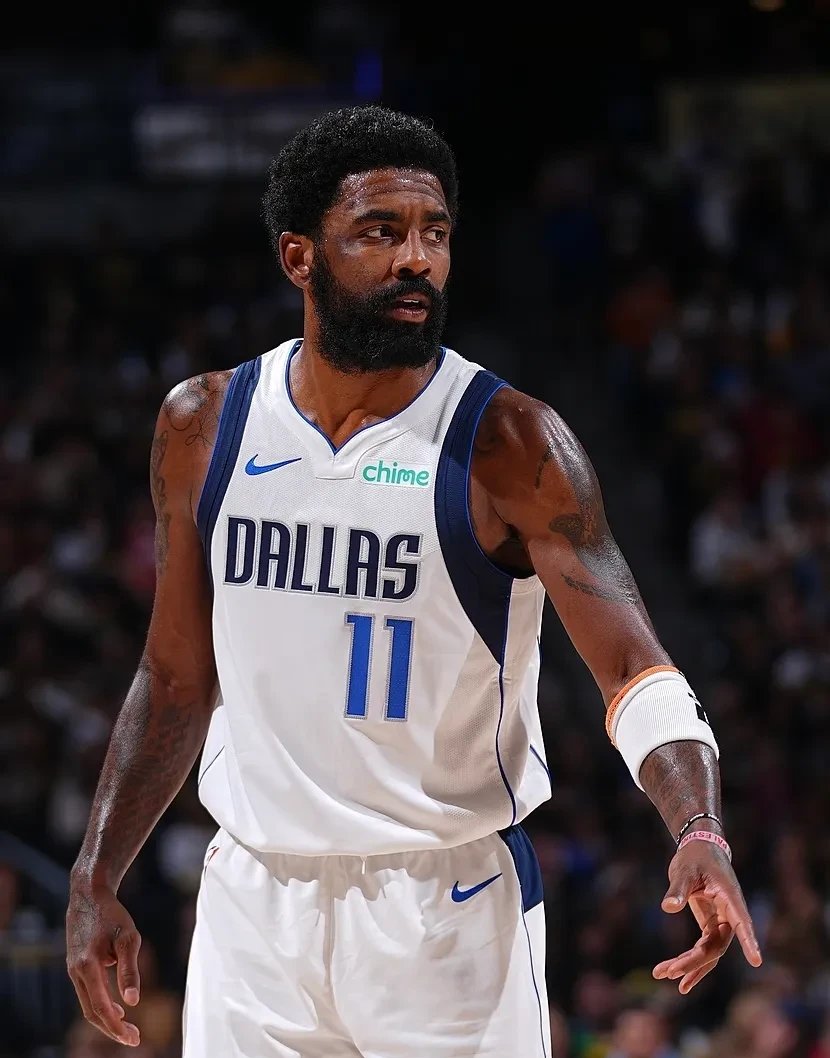 法兰克福在德甲稳居上游（法兰克福稳居德甲前列）