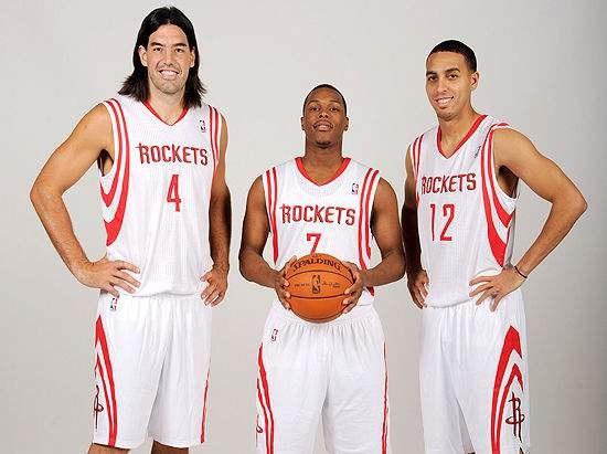 广东目标双冠，北京心仪外援遭截胡，辽宁欲更换外援，新疆队长受伤（广东冲击双冠，北京意中外援遭抢签，辽宁考虑换外援，新疆队长受伤）